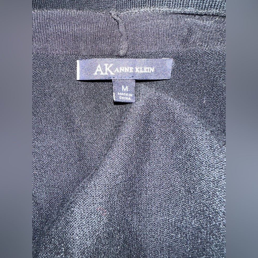Anne Klein sweater, size M. Good condition. - Picture 5 of 5